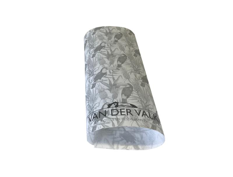 Bedrukt vetvrij papier (Ersatz) met logo van Van der Valk